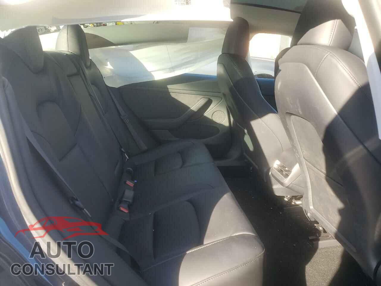 TESLA MODEL 3 2023 - 5YJ3E1EA2PF673616