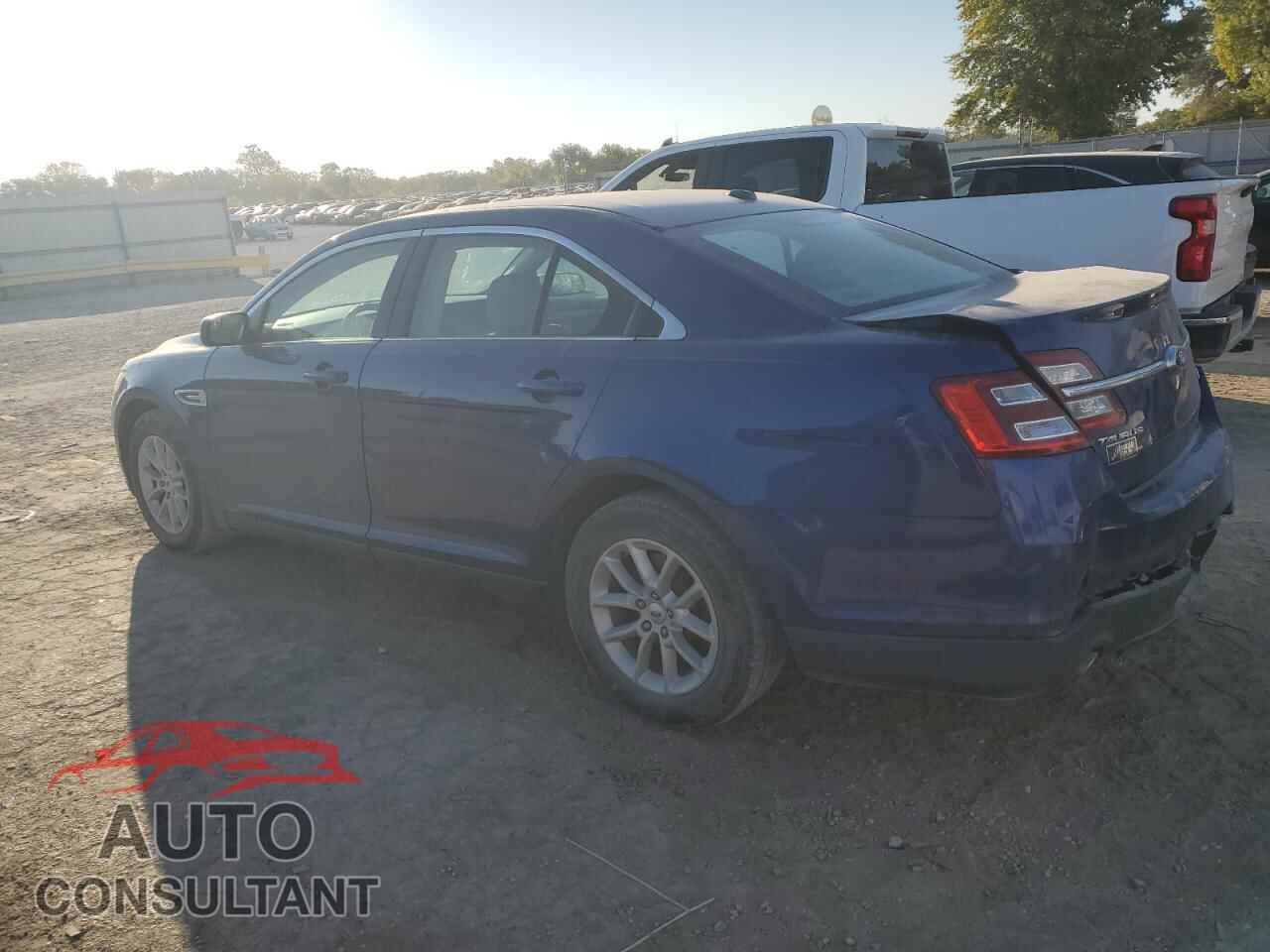 FORD TAURUS 2015 - 1FAHP2D87FG128137