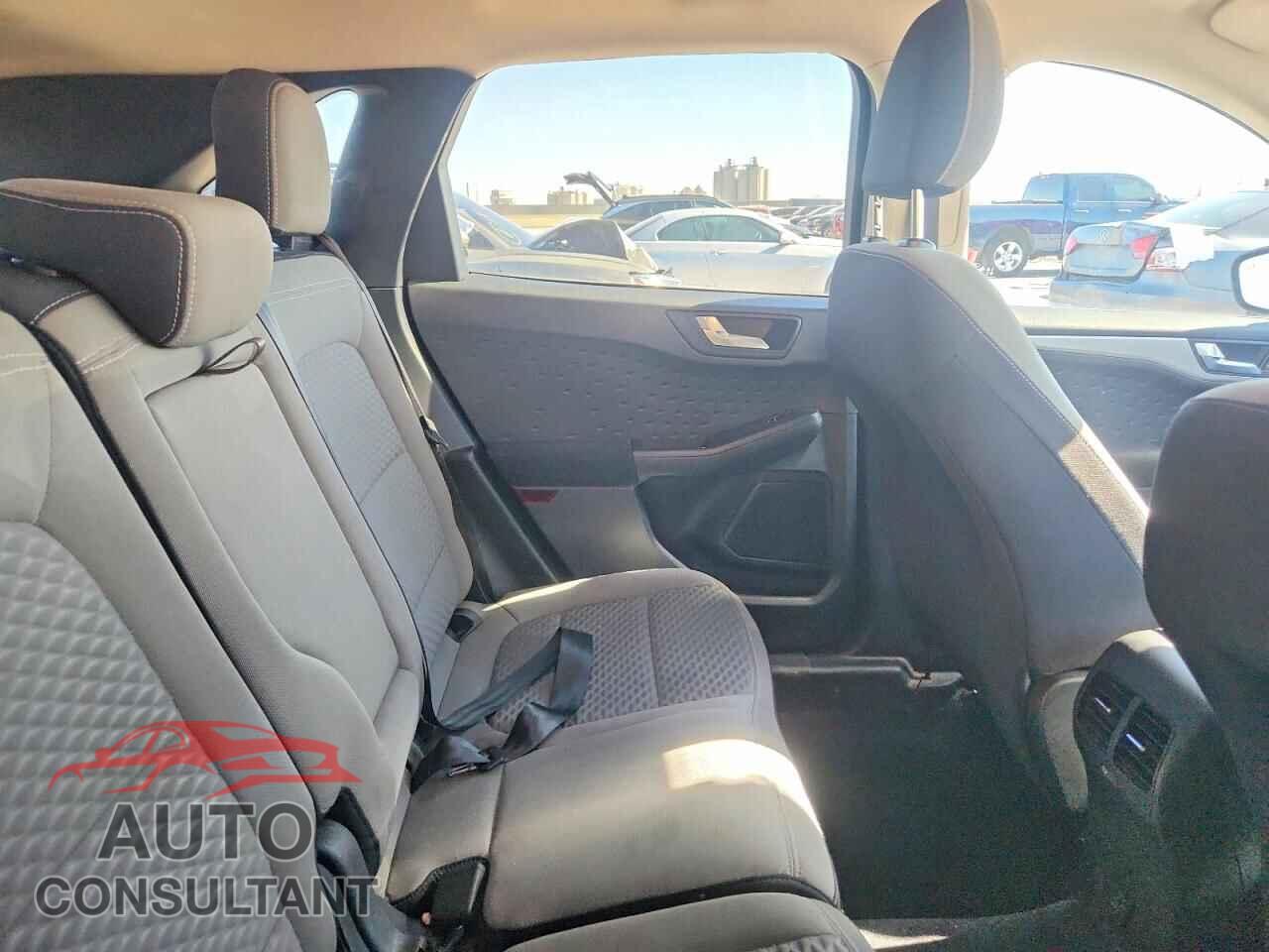 FORD ESCAPE 2020 - 1FMCU0G64LUA81587