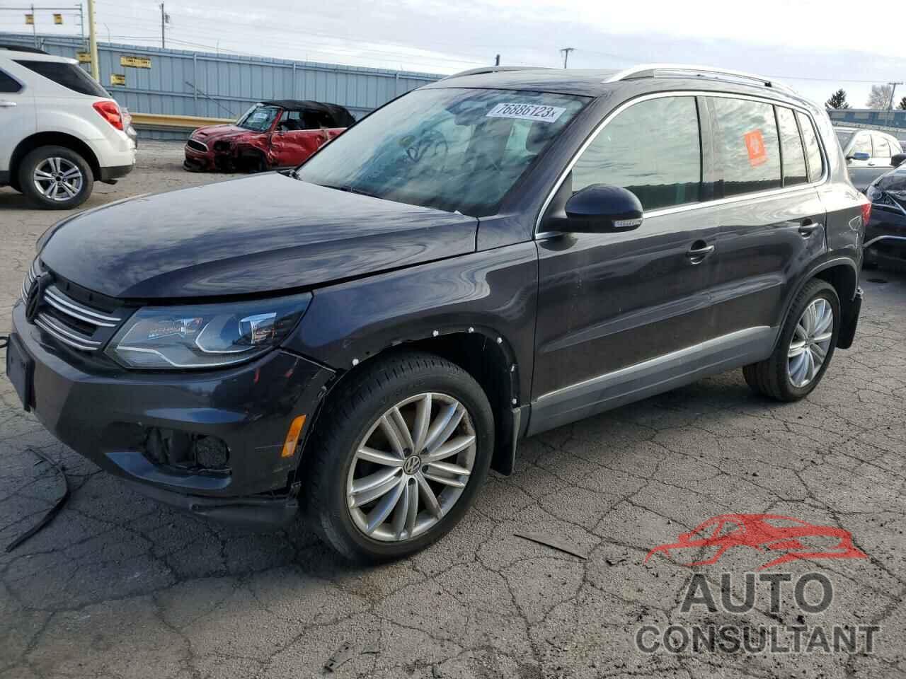 VOLKSWAGEN TIGUAN 2016 - WVGBV7AX8GW542397