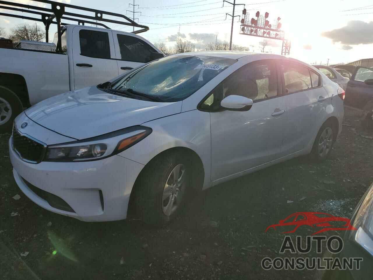 KIA FORTE 2017 - 3KPFK4A70HE077347