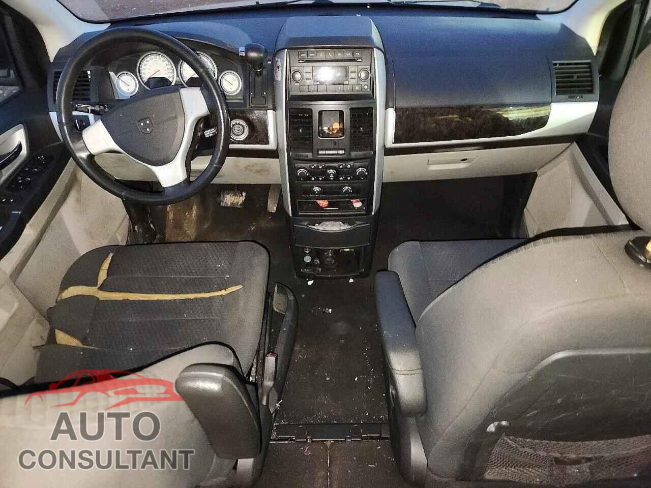 DODGE CARAVAN 2010 - 2D4RN5D11AR219357