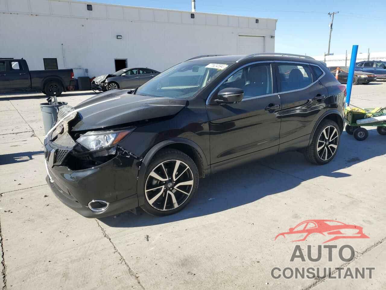 NISSAN ROGUE 2018 - JN1BJ1CR0JW294331