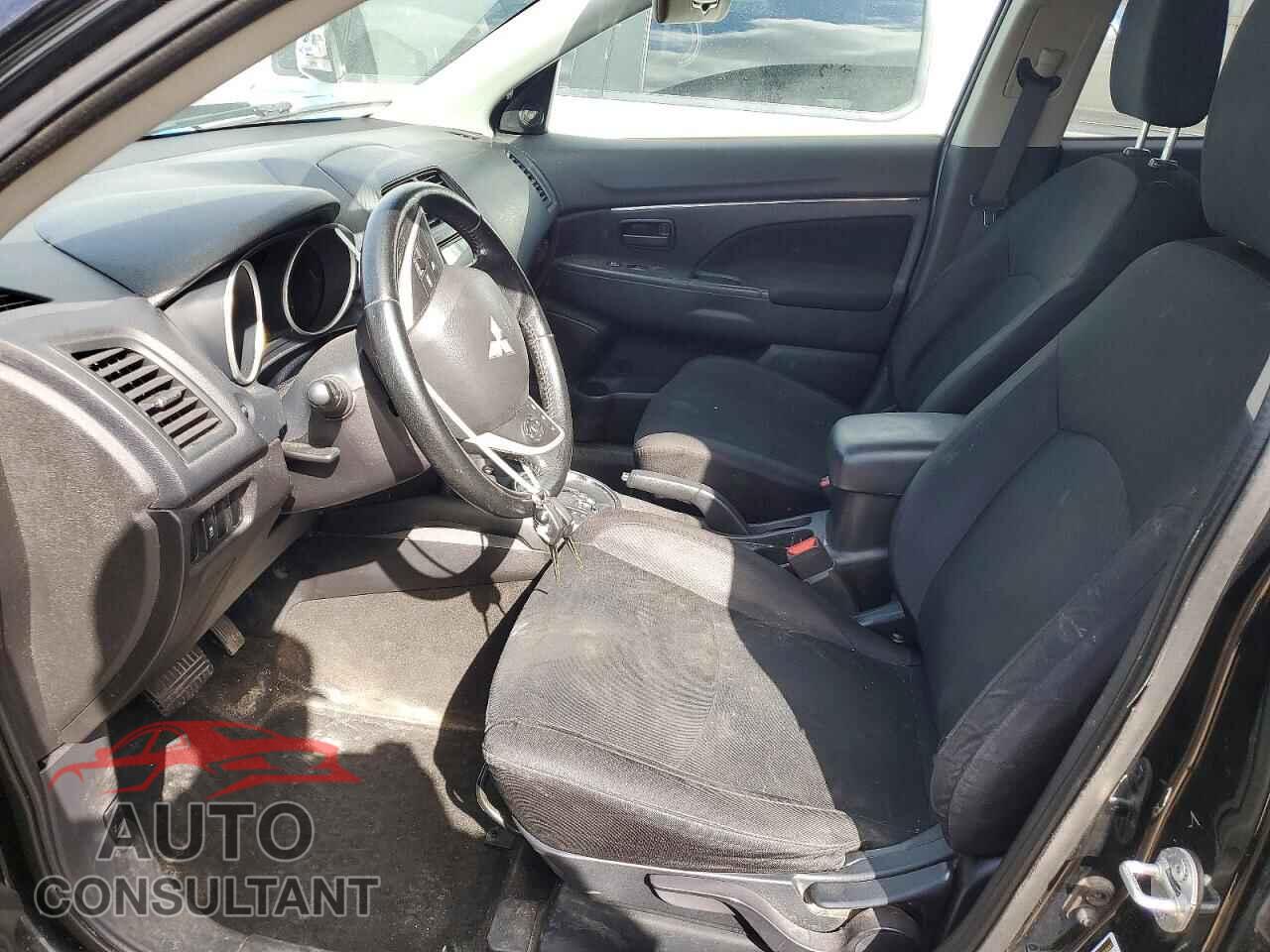 MITSUBISHI OUTLANDER 2015 - 4A4AR3AUXFE048008
