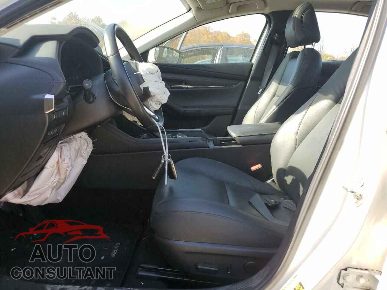 MAZDA 3 2023 - 3MZBPACM6PM356014