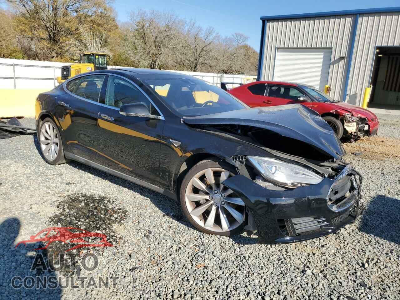 TESLA MODEL S 2015 - 5YJSA1E10FF115916