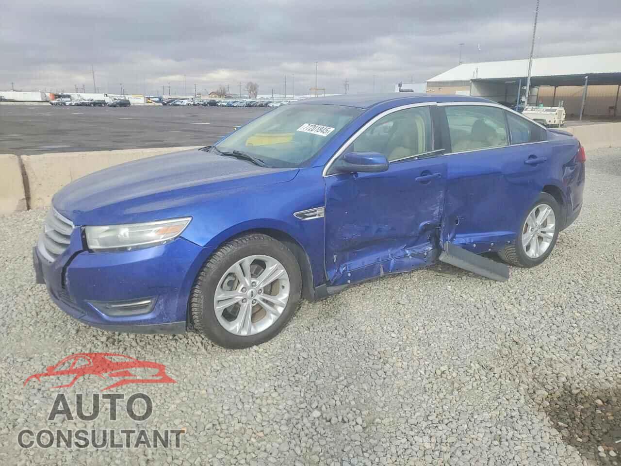 FORD TAURUS 2013 - 1FAHP2E82DG175166