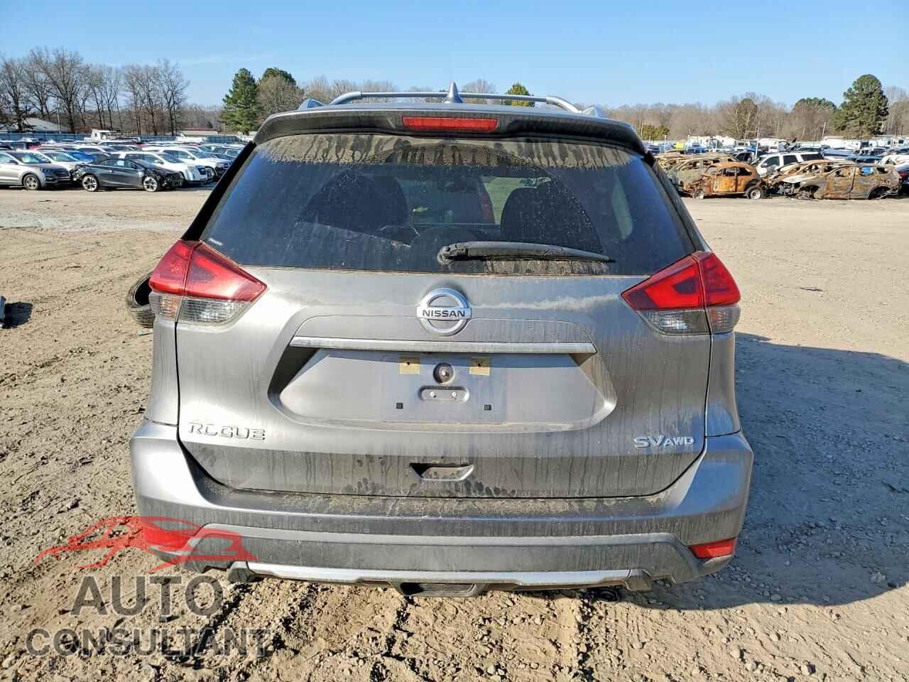 NISSAN ROGUE 2017 - KNMAT2MVXHP579479