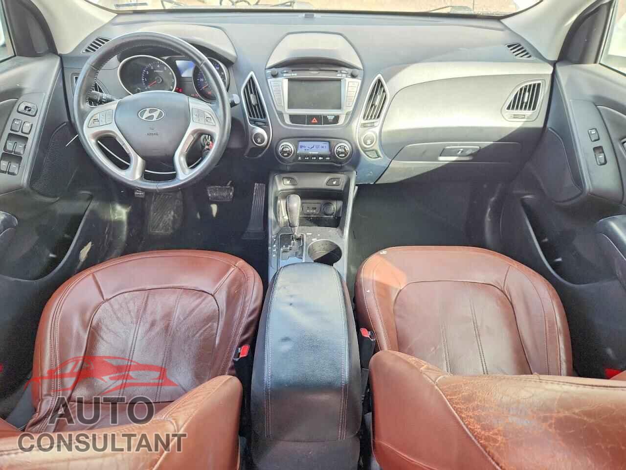 HYUNDAI TUCSON 2011 - KM8JUCAC7BU230659