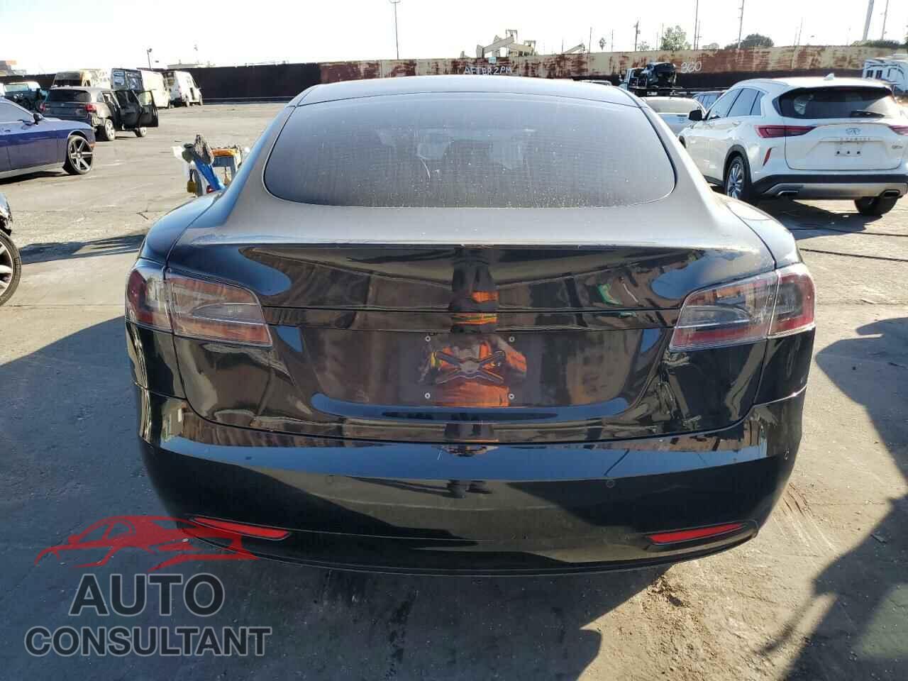 TESLA MODEL S 2017 - 5YJSA1E2XHF226422