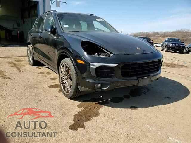 PORSCHE CAYENNE 2018 - WP1AA2A27JKA04550