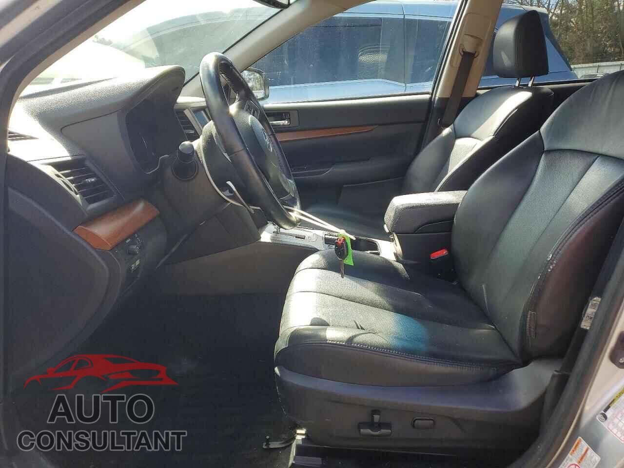 SUBARU OUTBACK 2013 - 4S4BRDPCXD2232617