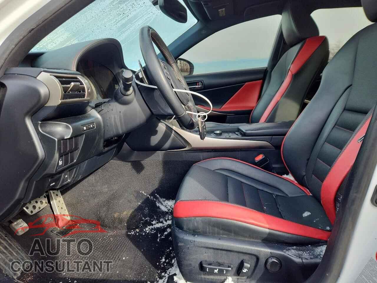LEXUS IS 2015 - JTHCF1D25F5024270