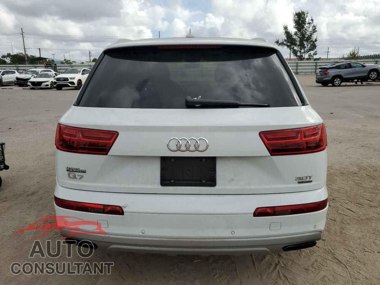 AUDI Q7 2017 - WA1LAAF76HD027268