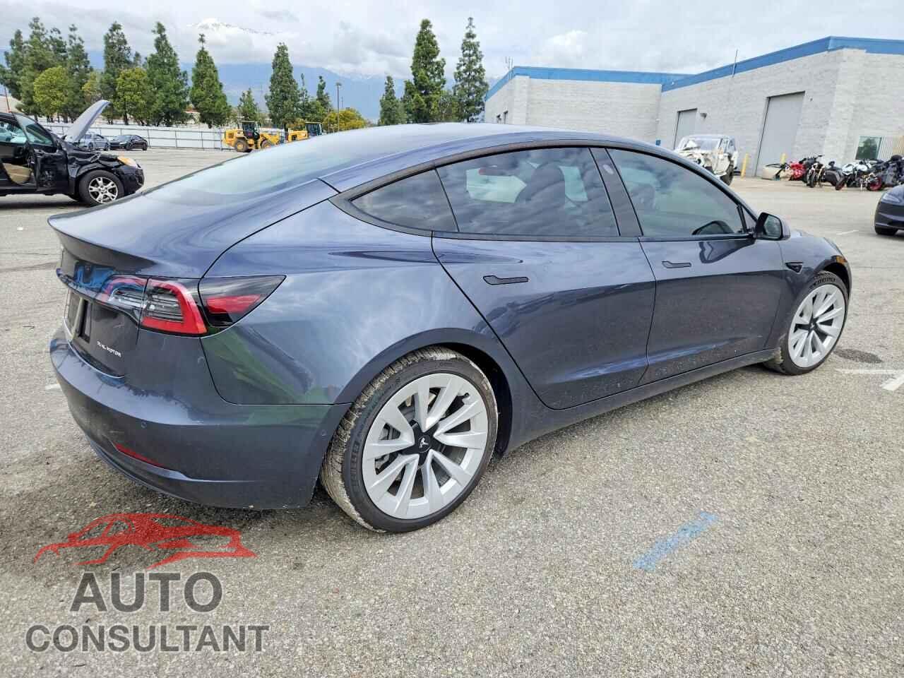 TESLA MODEL 3 2022 - 5YJ3E1EB0NF228152