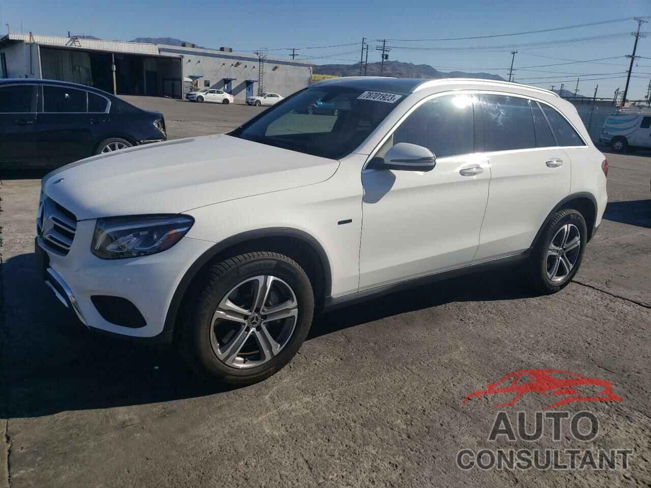 MERCEDES-BENZ GLC-CLASS 2019 - WDC0G5EB8KF543013