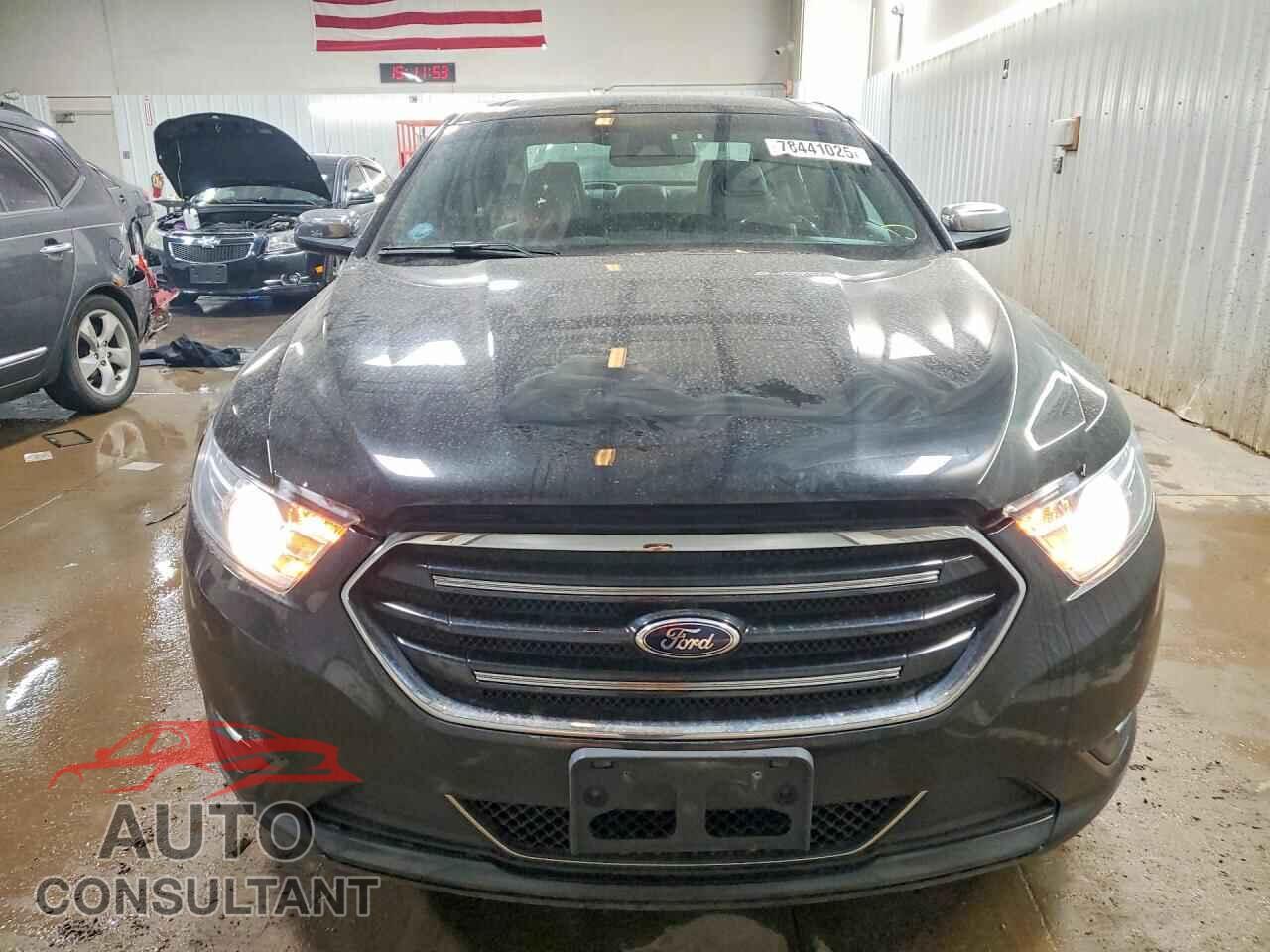 FORD TAURUS 2013 - 1FAHP2J86DG203685