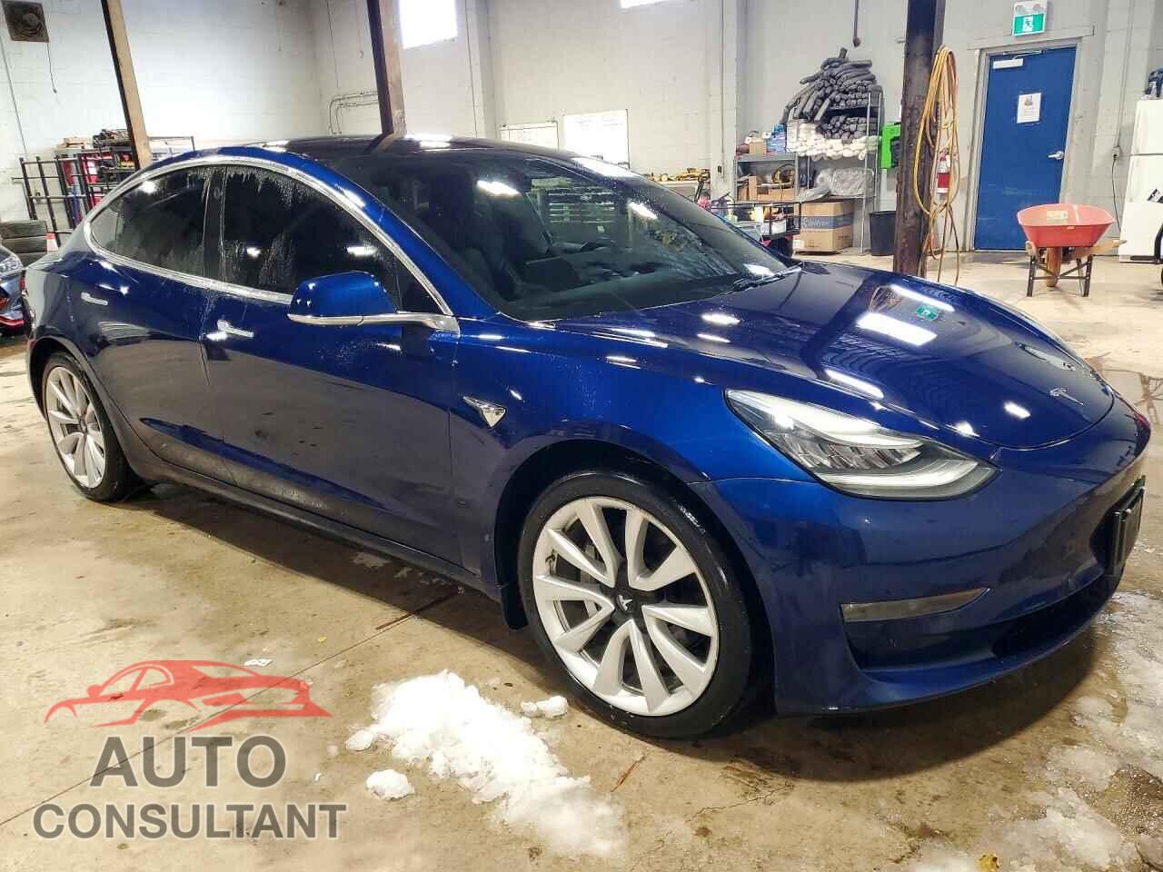 TESLA MODEL 3 2018 - 5YJ3E1EB5JF107529