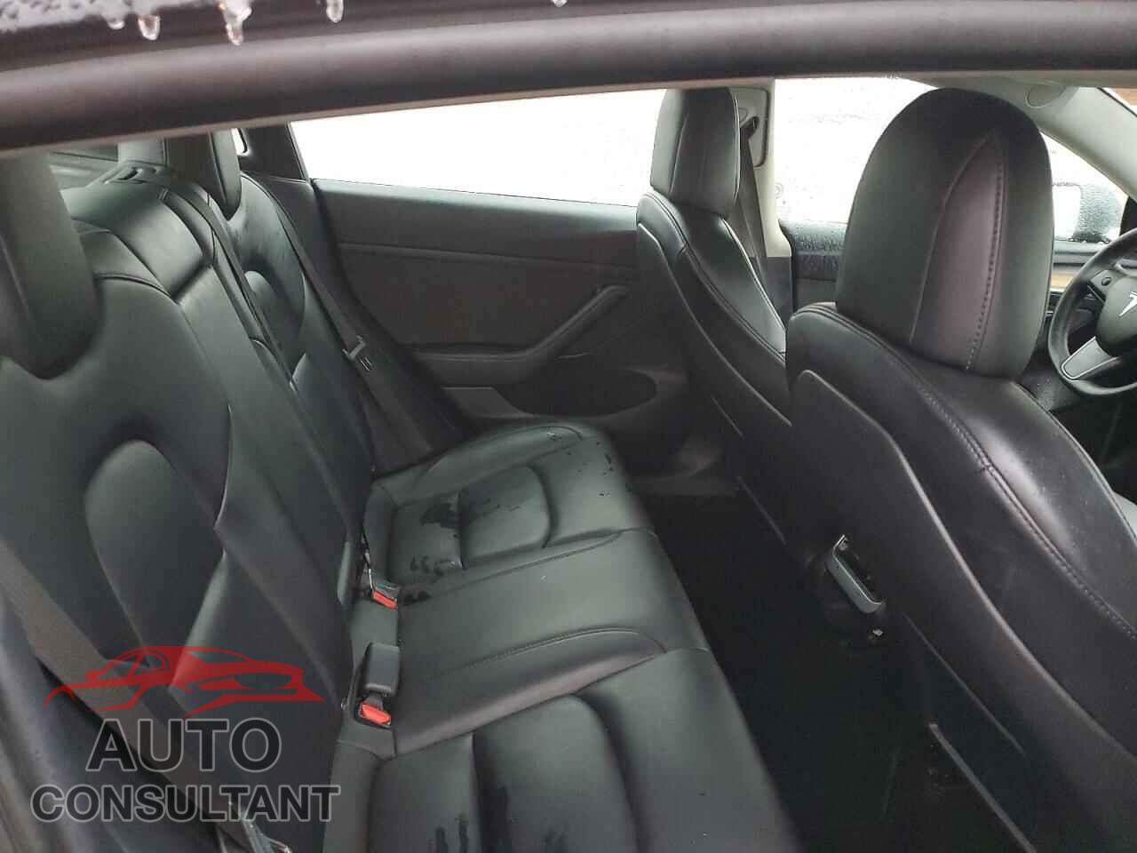TESLA MODEL 3 2021 - 5YJ3E1EA6MF976751