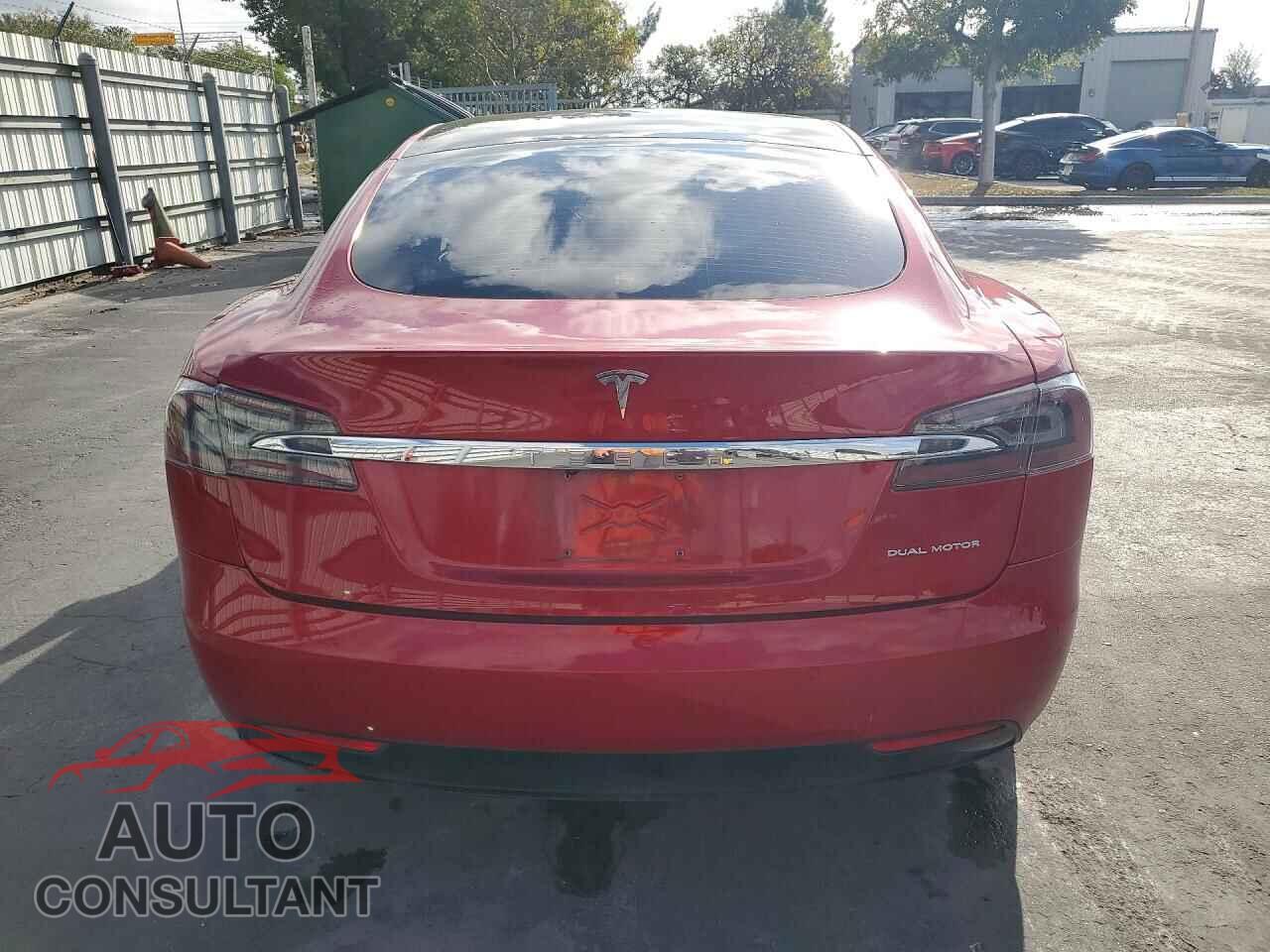 TESLA MODEL S 2020 - 5YJSA1E27LF379042