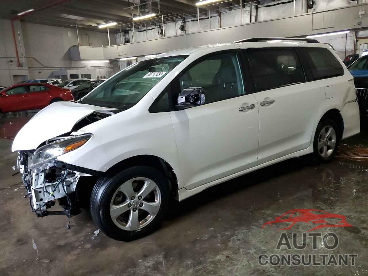 TOYOTA SIENNA 2019 - 5TDXZ3DC8KS986517