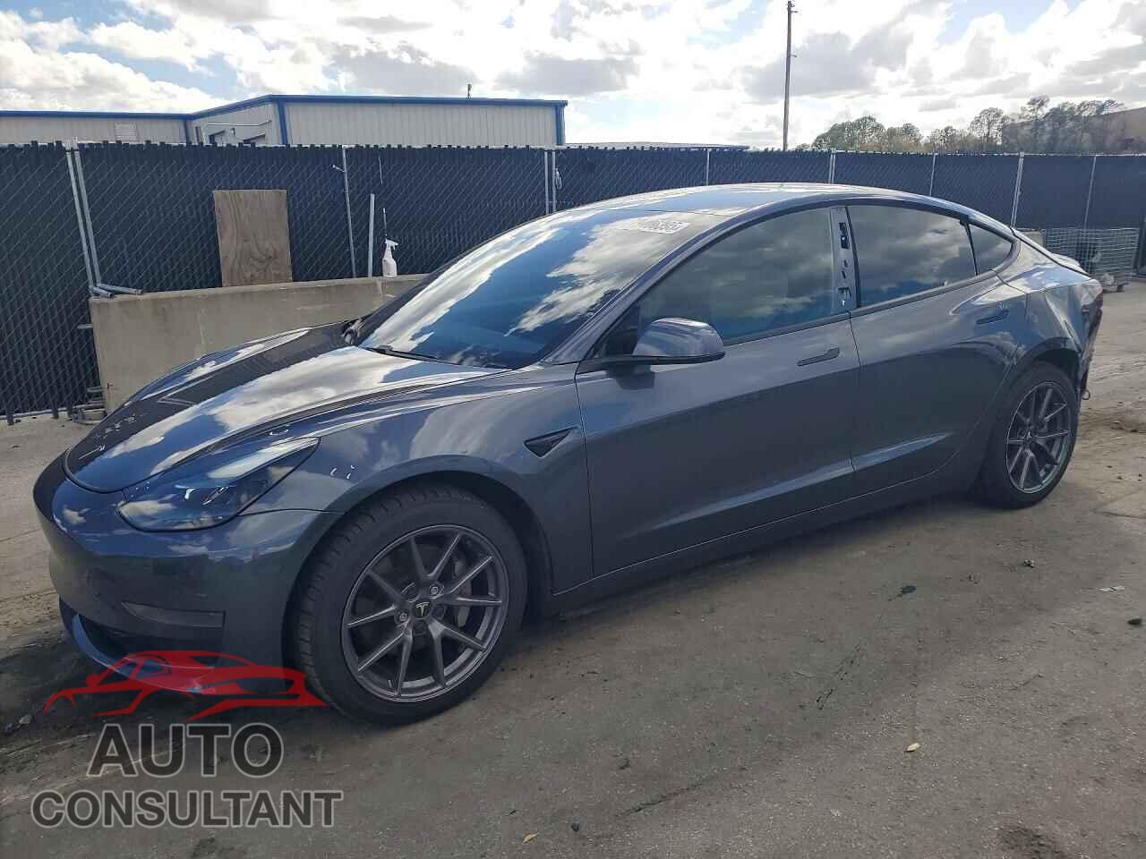 TESLA MODEL 3 2021 - 5YJ3E1EA2MF048077