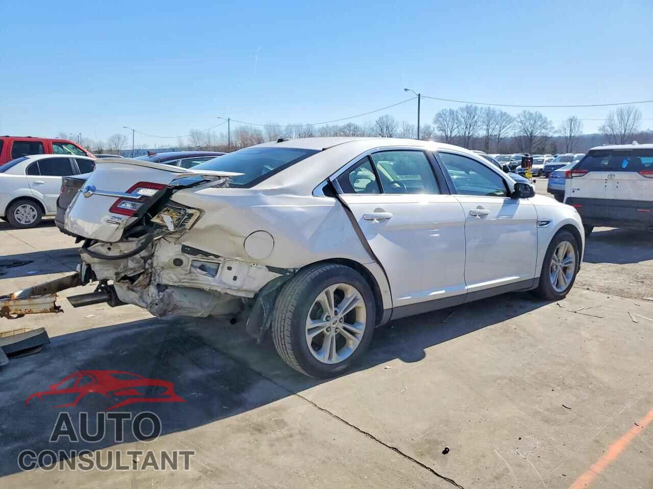 FORD TAURUS 2015 - 1FAHP2E88FG100300