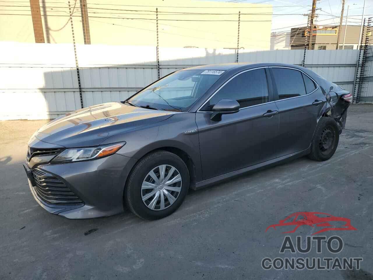 TOYOTA CAMRY 2018 - 4T1B31HK3JU503071