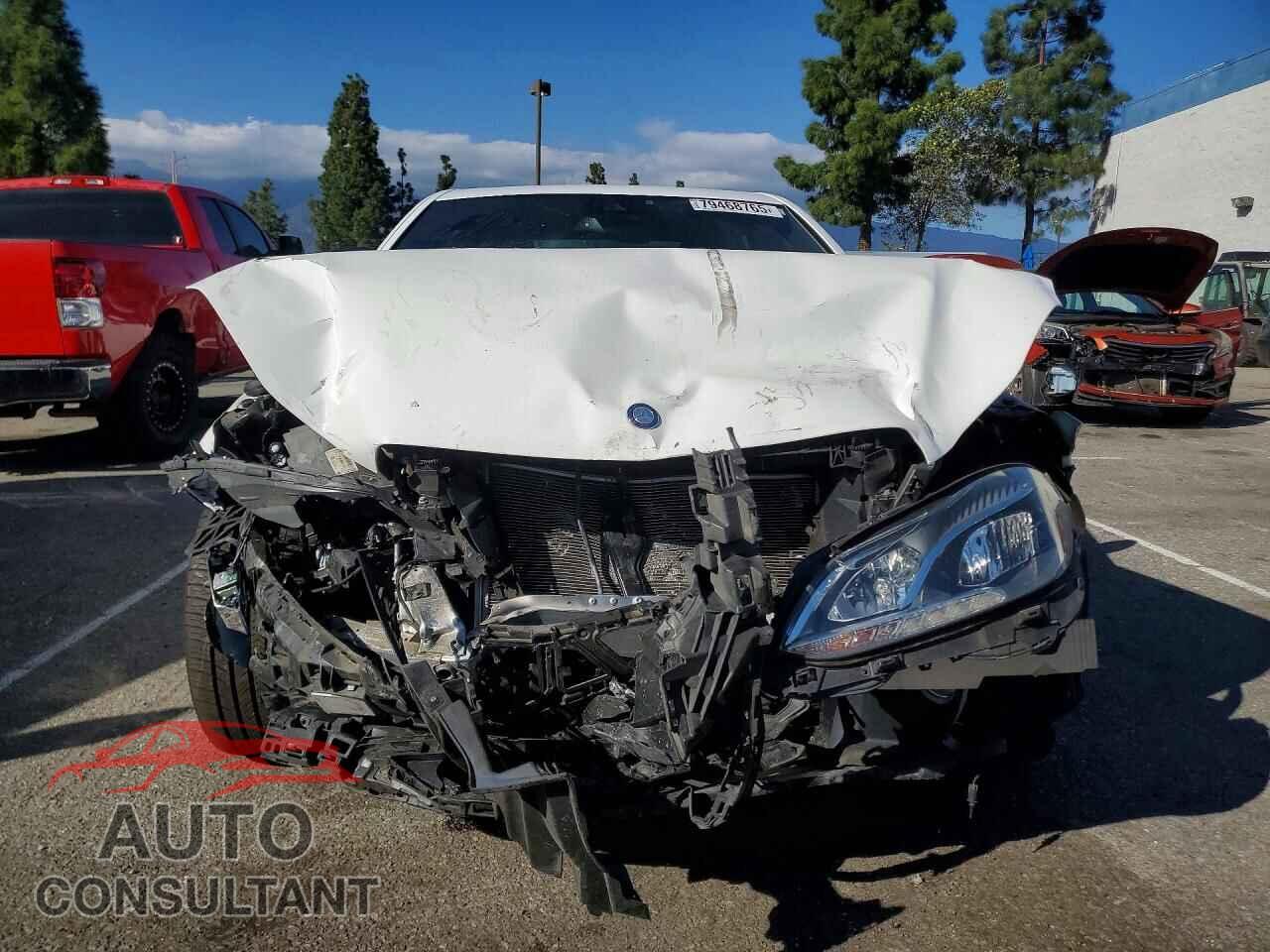 MERCEDES-BENZ E-CLASS 2015 - WDDHF5KB3FB120133