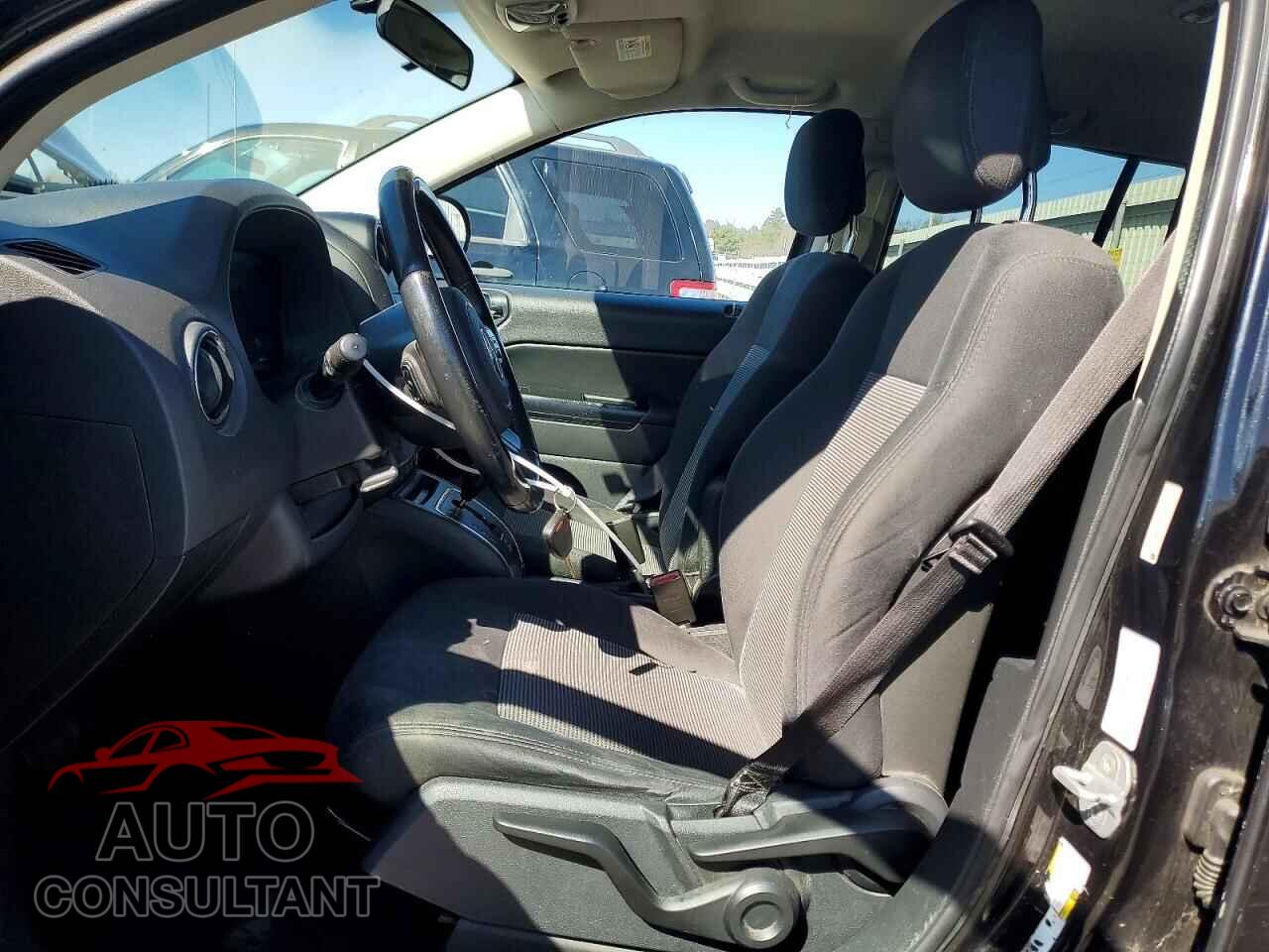 JEEP COMPASS 2011 - 1J4NF1FB8BD226036