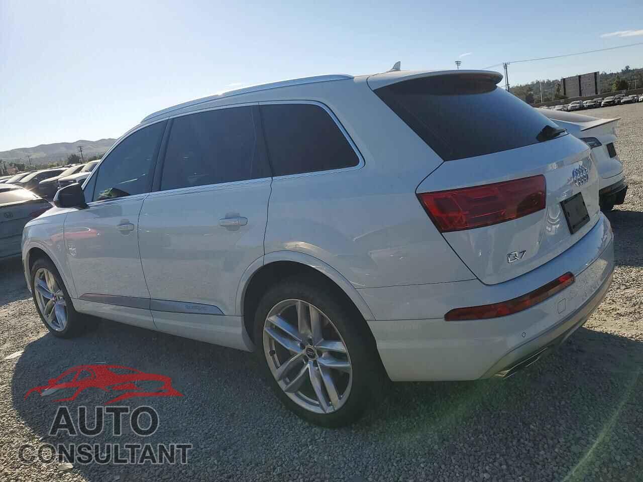 AUDI Q7 2017 - WA1VAAF72HD044299