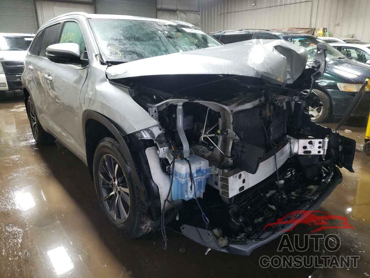 TOYOTA HIGHLANDER 2018 - 5TDJZRFHXJS803702