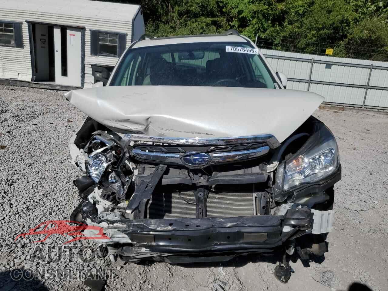 SUBARU FORESTER 2017 - JF2SJAJC2HH528237