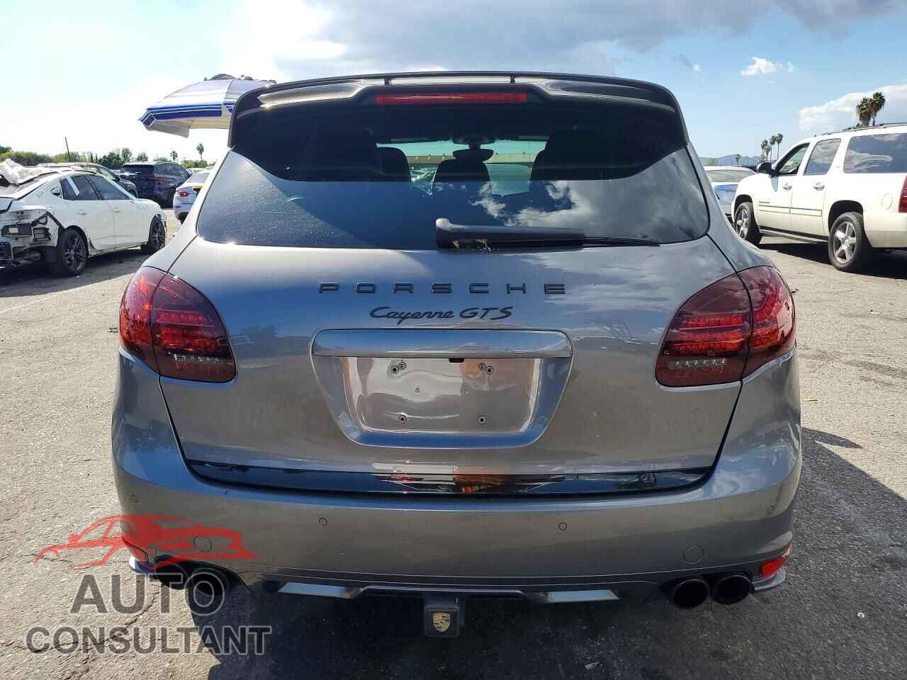 PORSCHE CAYENNE 2013 - WP1AD2A28DLA79926