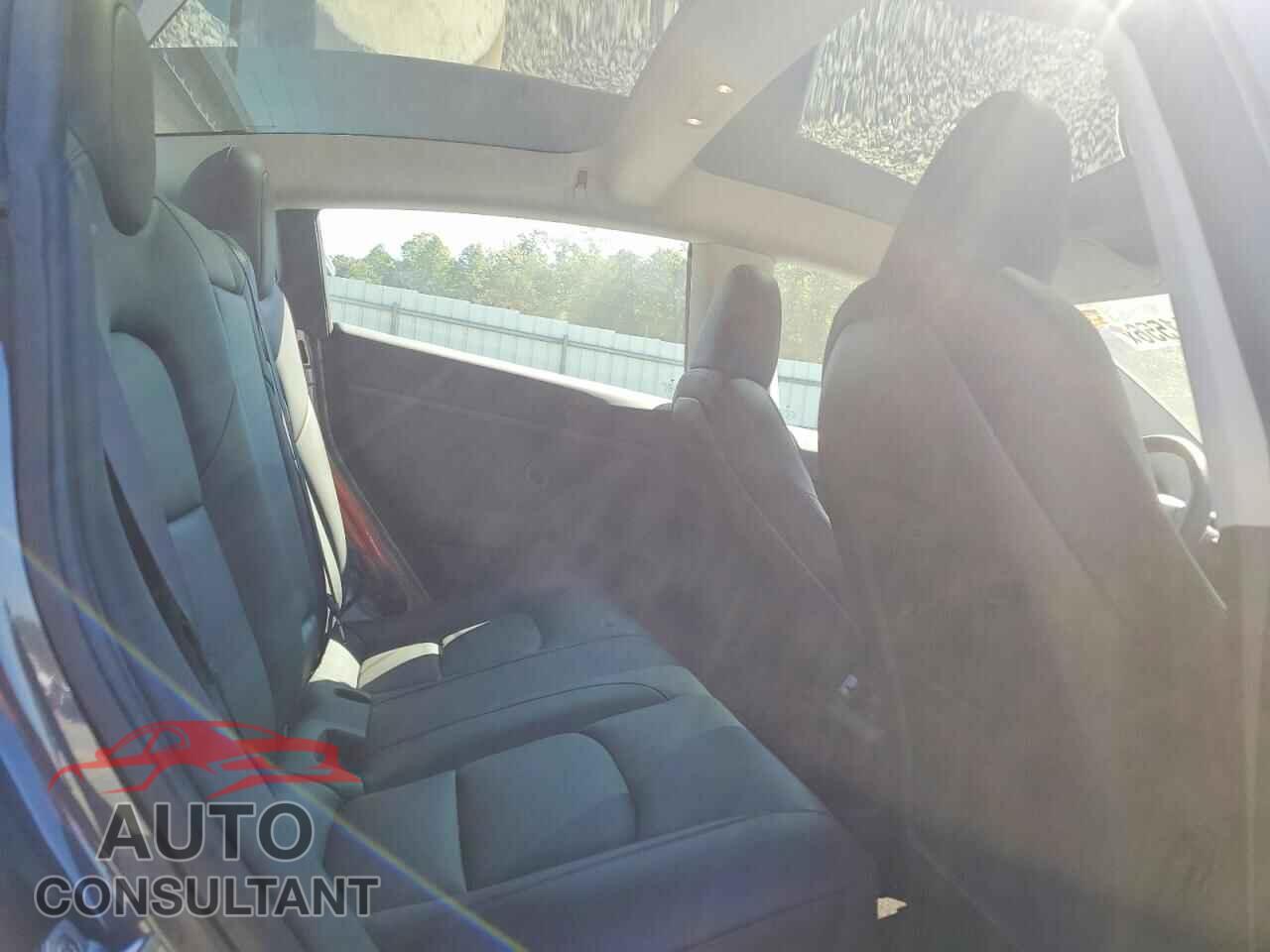 TESLA MODEL 3 2023 - 5YJ3E1EA2PF549037