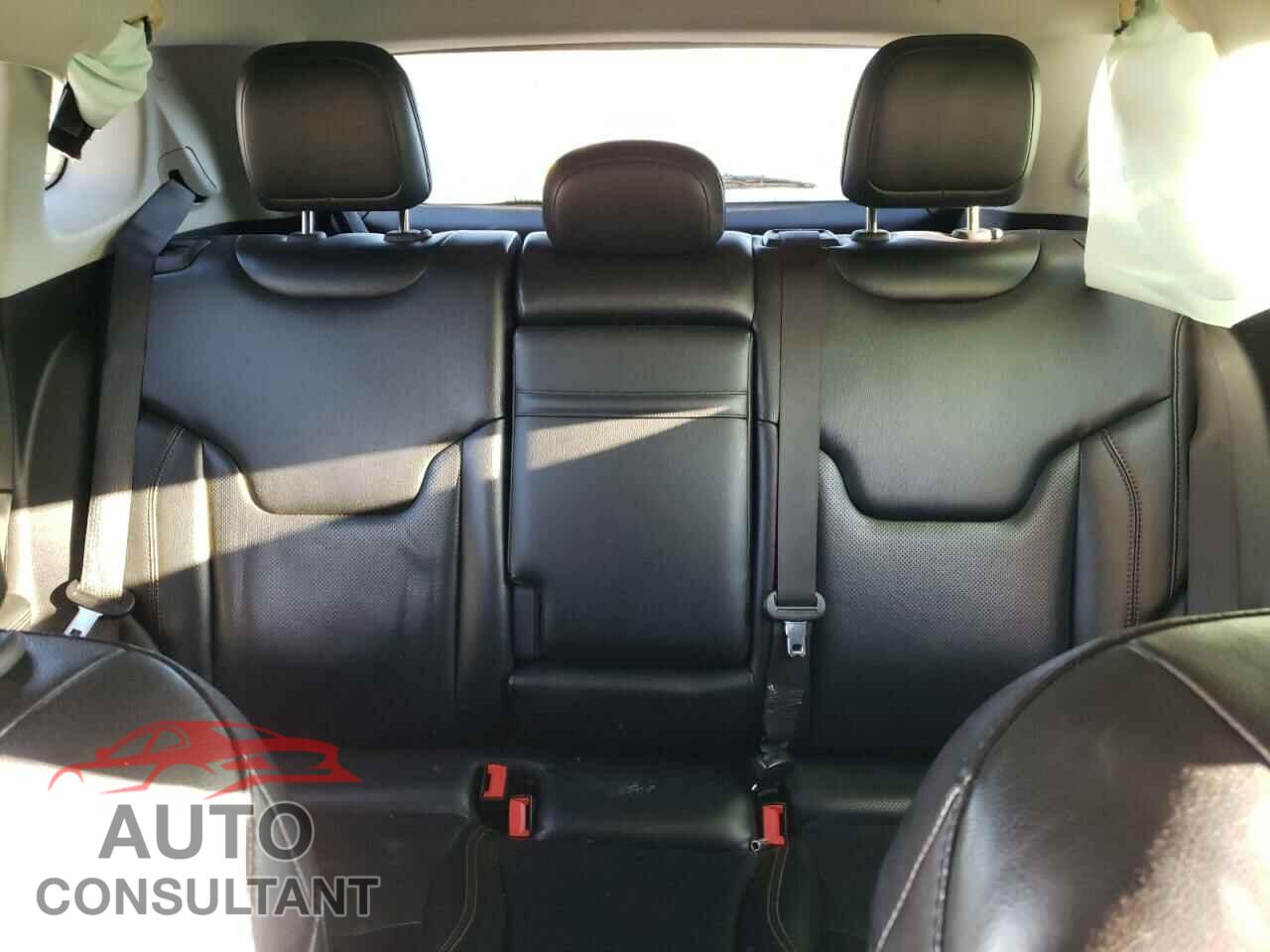 JEEP COMPASS 2019 - 3C4NJCCB8KT725823