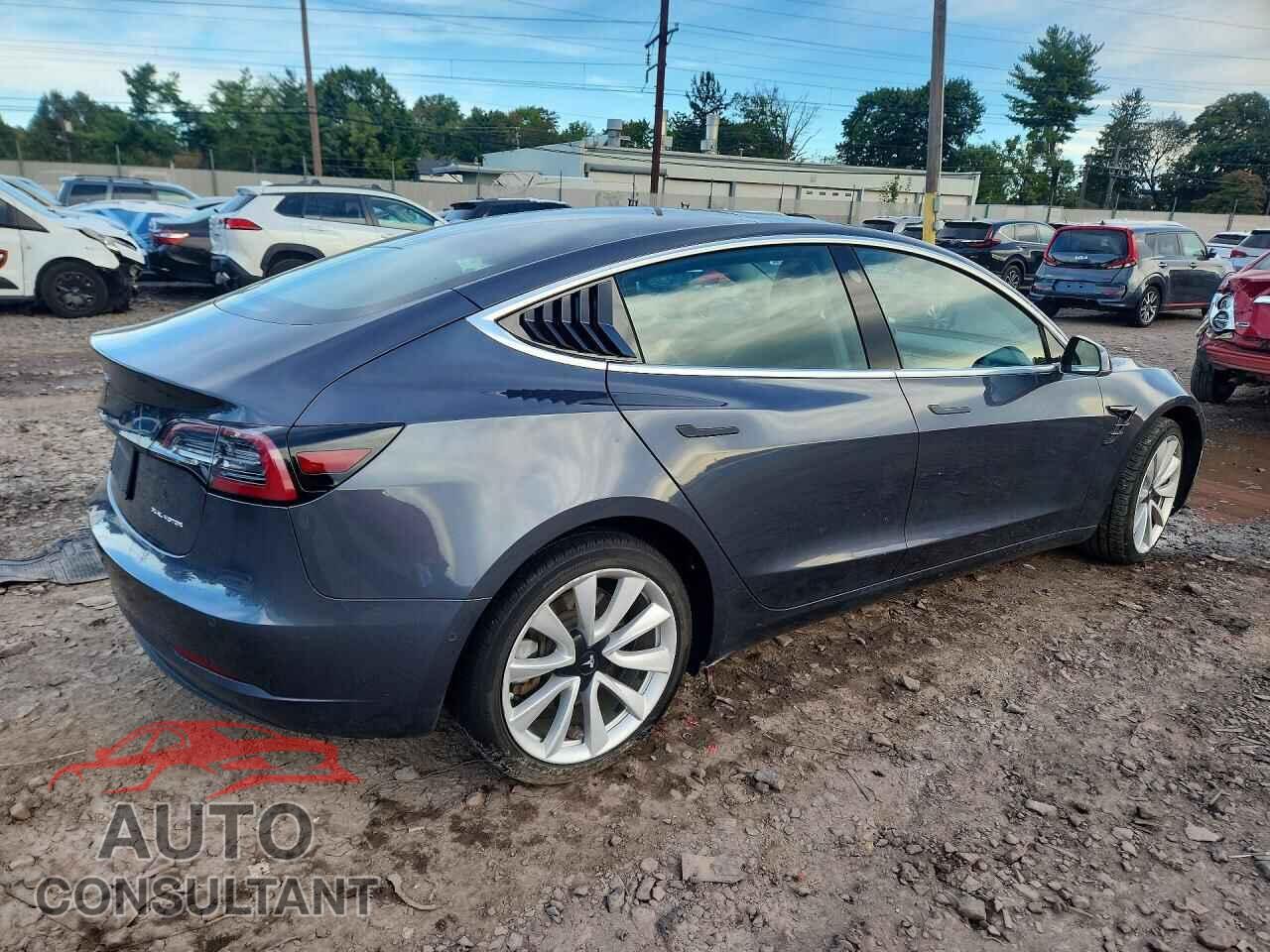 TESLA MODEL 3 2020 - 5YJ3E1EB3LF619972