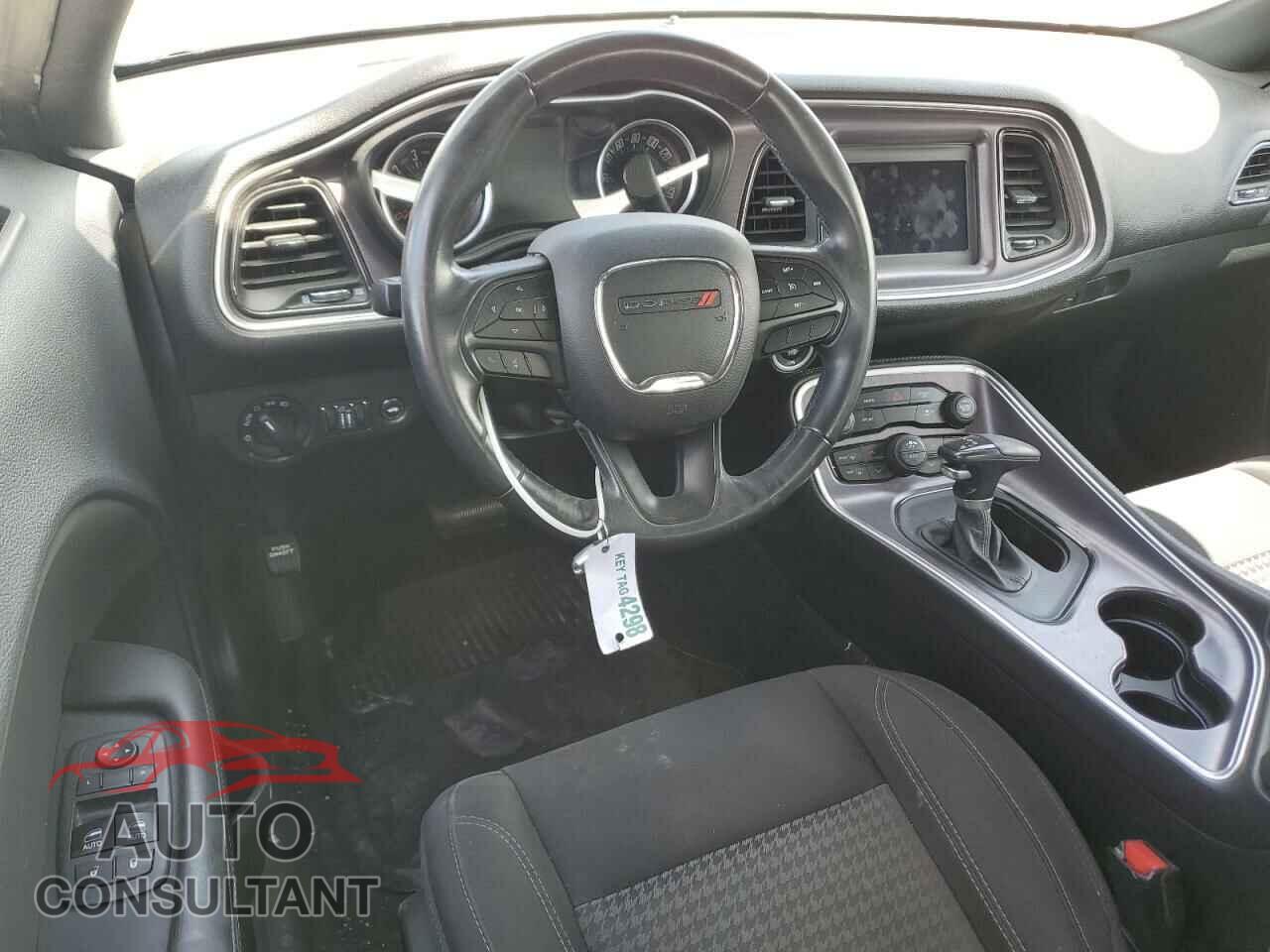 DODGE CHALLENGER 2018 - 2C3CDZAG2JH325302
