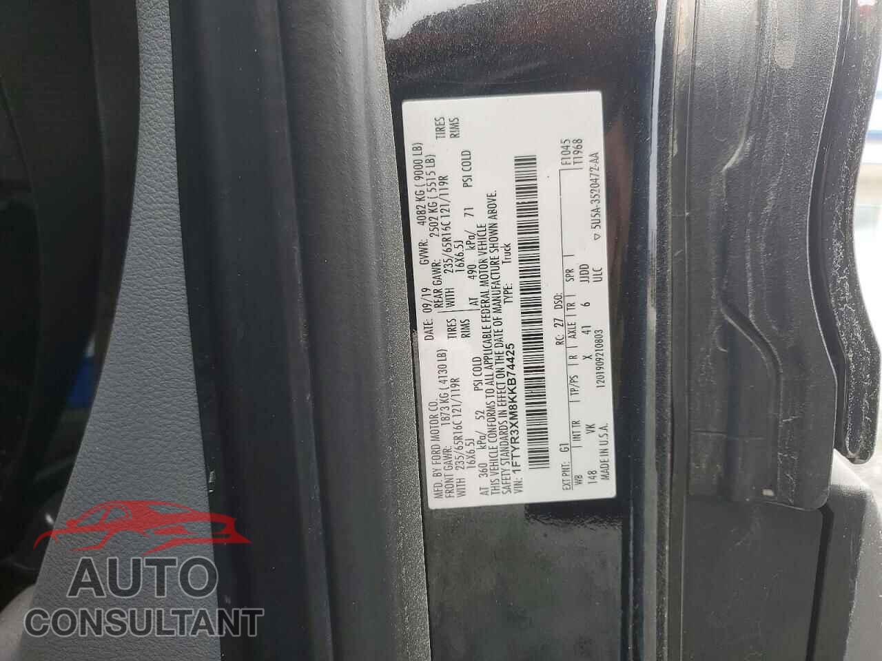 FORD TRANSIT 2019 - 1FTYR3XM8KKB74425