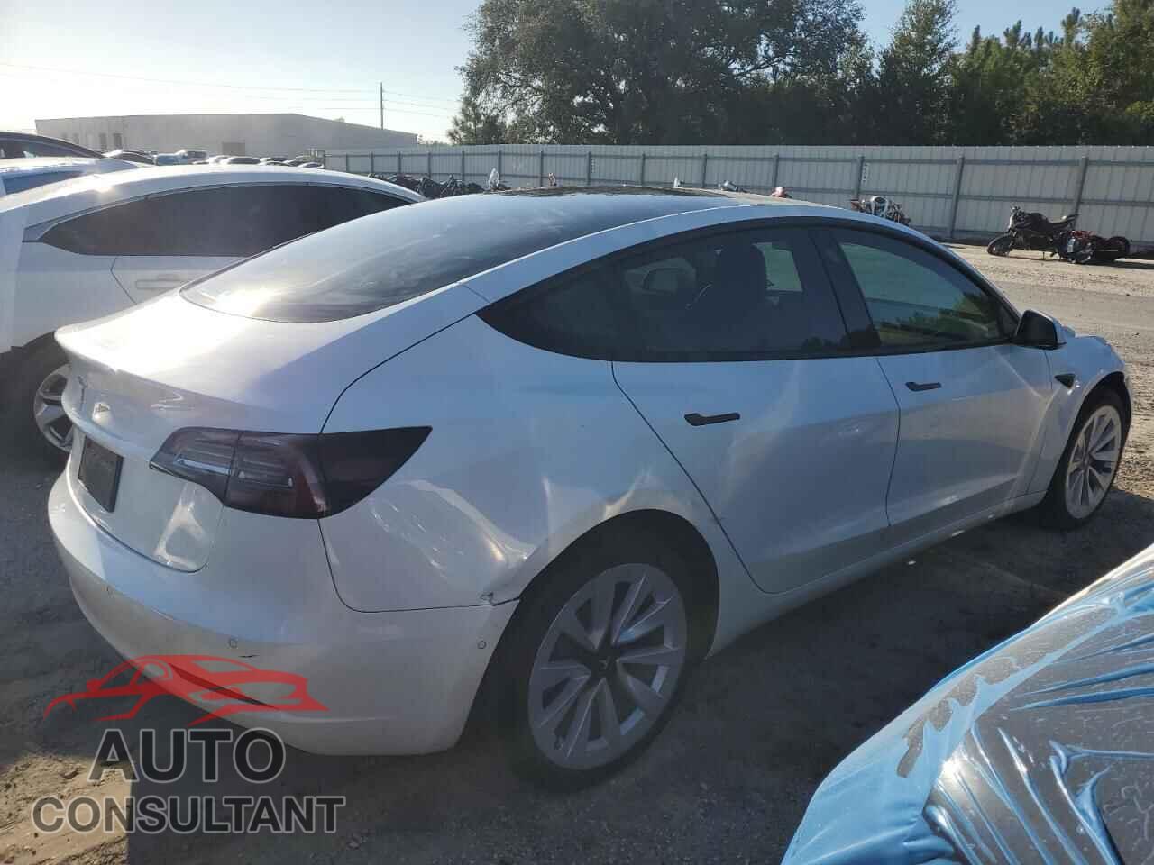 TESLA MODEL 3 2021 - 5YJ3E1EAXMF045573