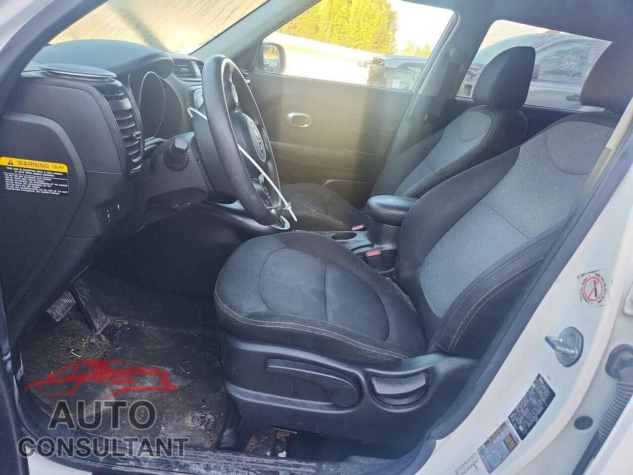 KIA SOUL 2018 - KNDJP3A55J7568359