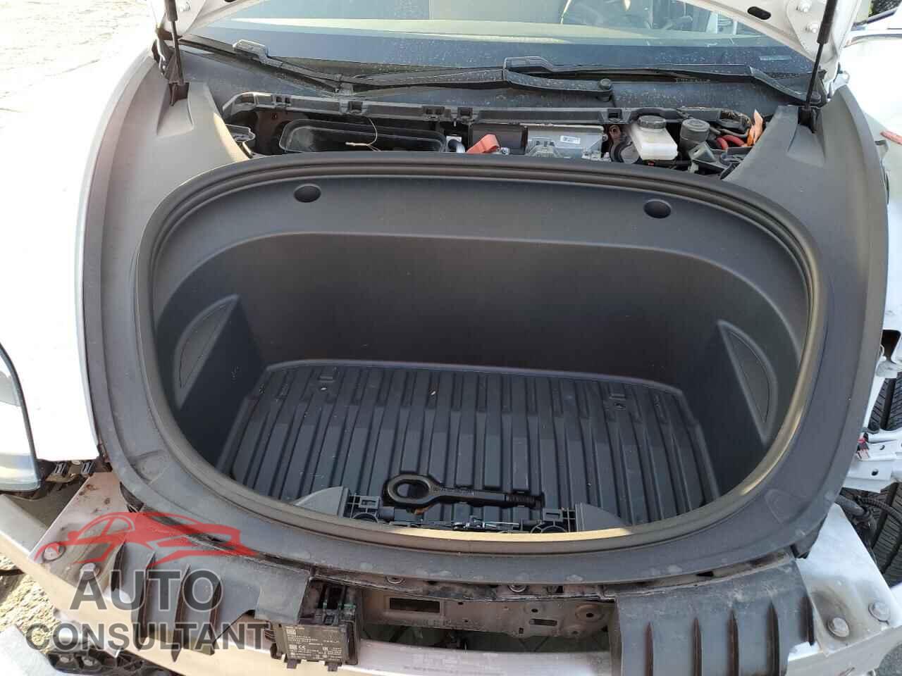 TESLA MODEL 3 2020 - 5YJ3E1EA4LF799955
