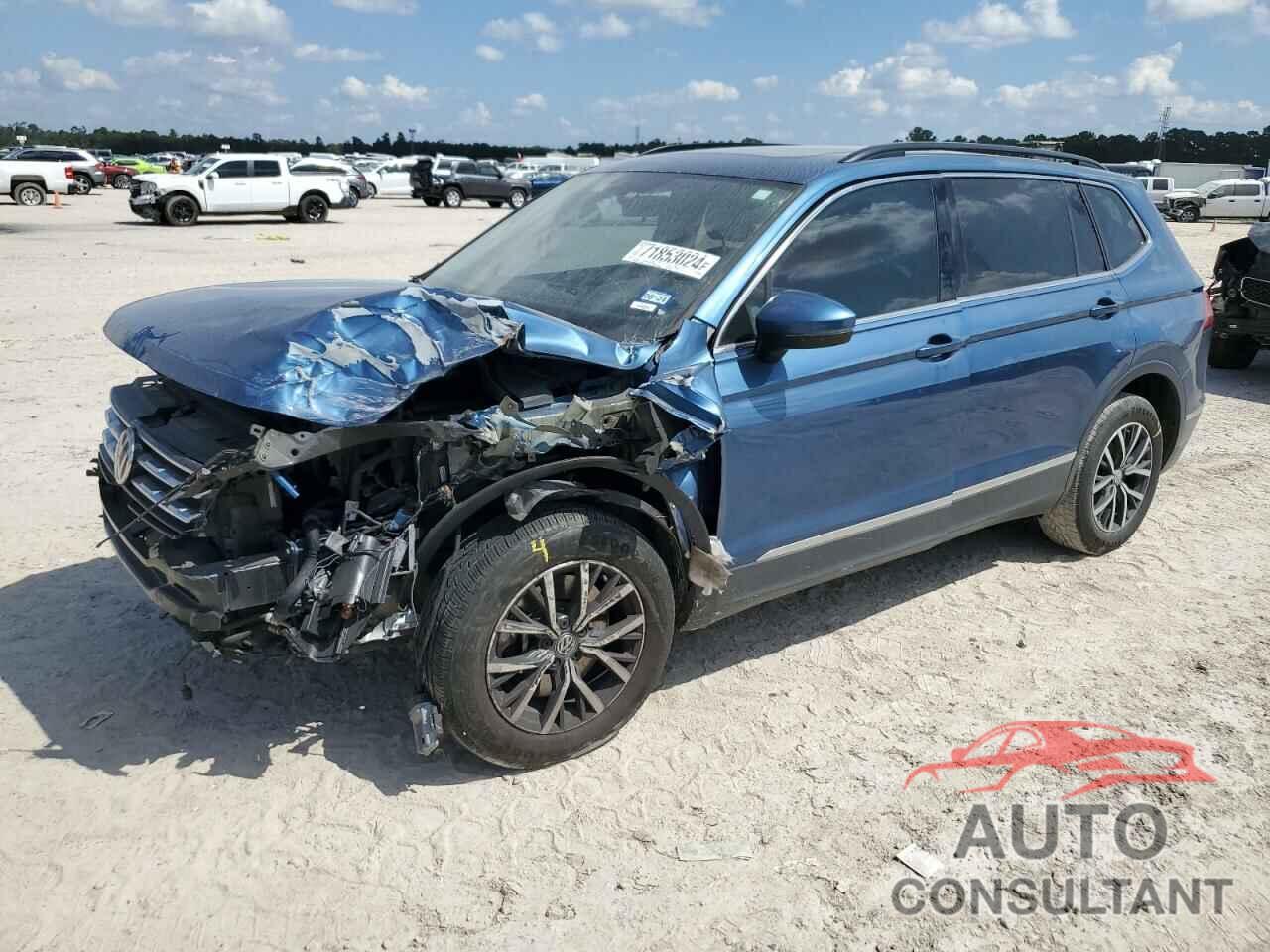 VOLKSWAGEN TIGUAN 2018 - 3VV3B7AX8JM208512