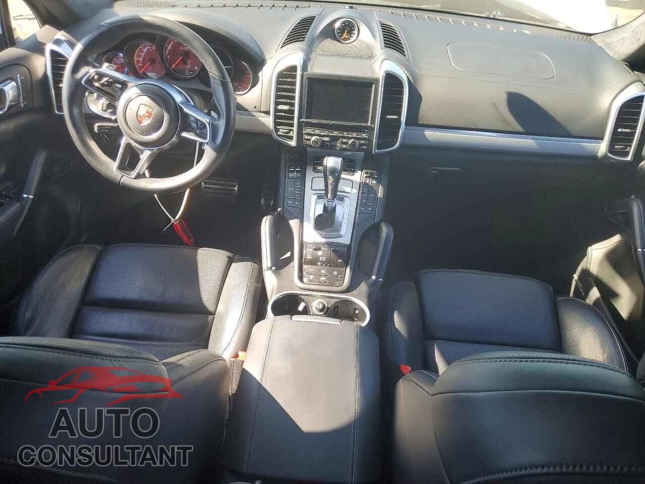 PORSCHE CAYENNE 2016 - WP1AD2A25GLA73036