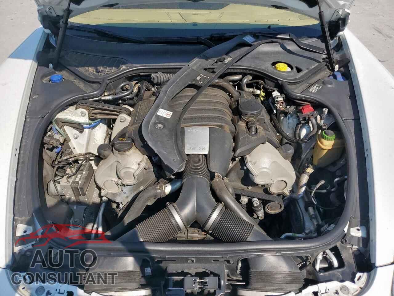 PORSCHE PANAMERA 2014 - WP0AA2A75EL011509