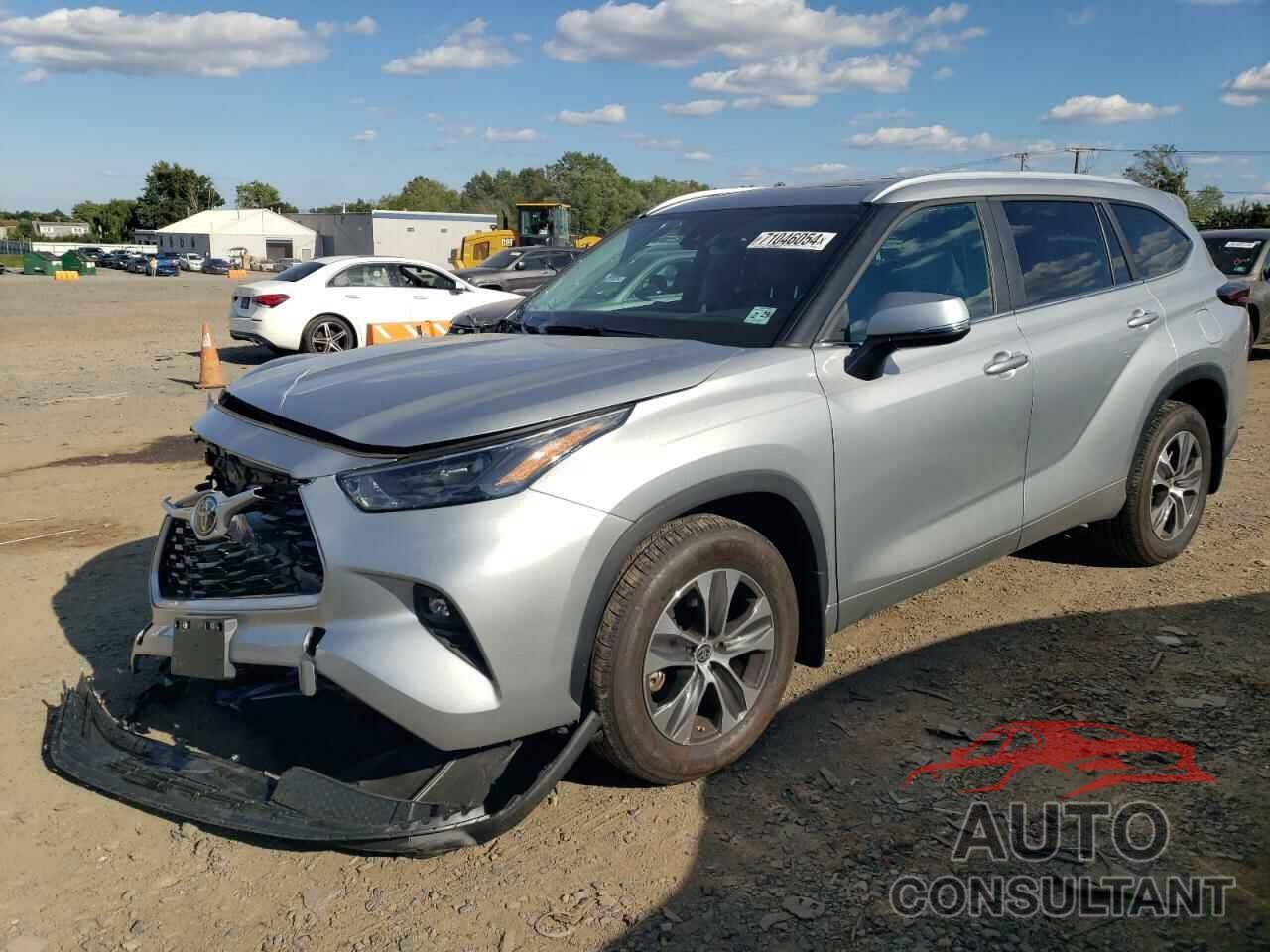 TOYOTA HIGHLANDER 2024 - 5TDKDRBH2RS536608