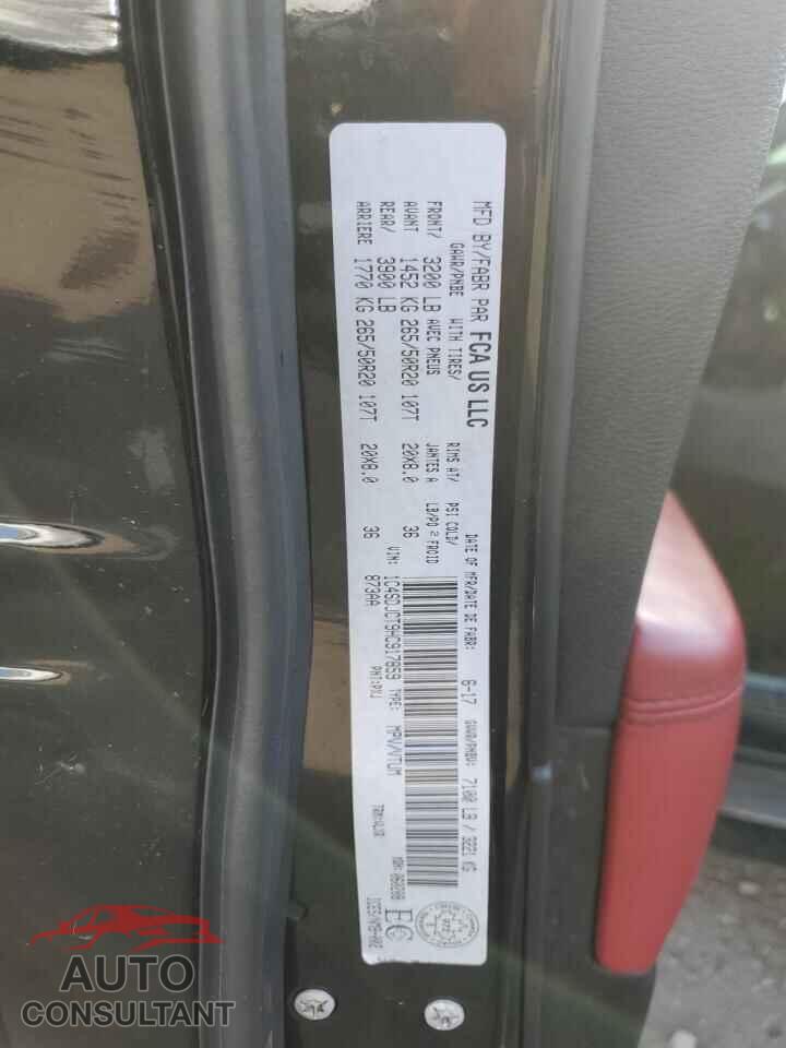 DODGE DURANGO 2017 - 1C4SDJCT9HC917859