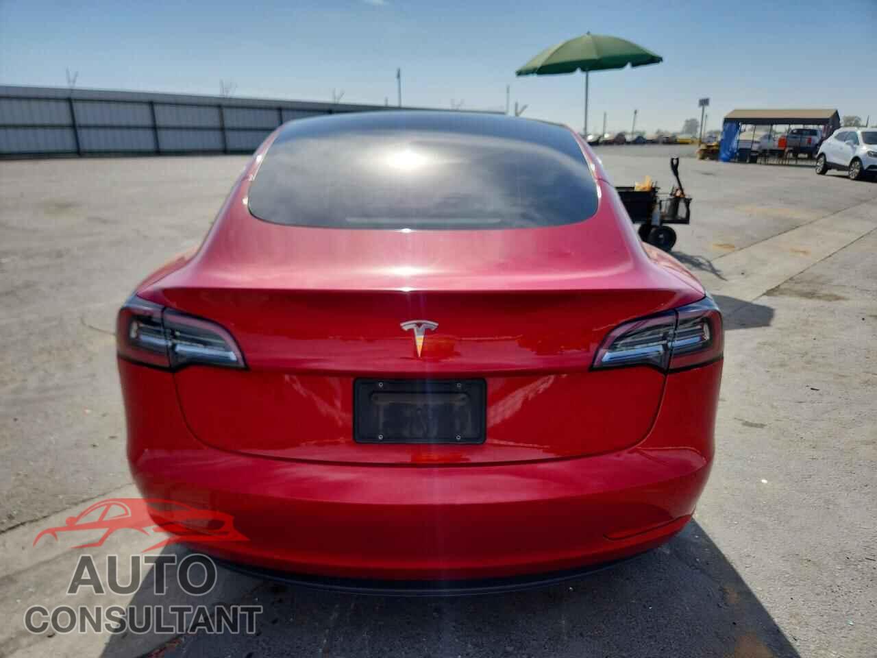 TESLA MODEL 3 2022 - 5YJ3E1EA0NF256475