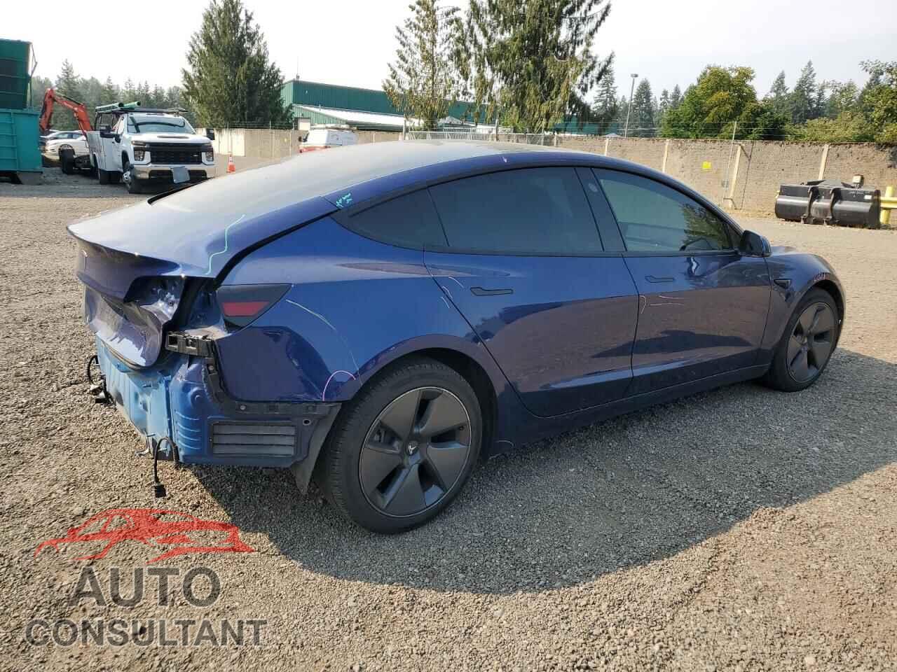 TESLA MODEL 3 2021 - 5YJ3E1EA5MF013596
