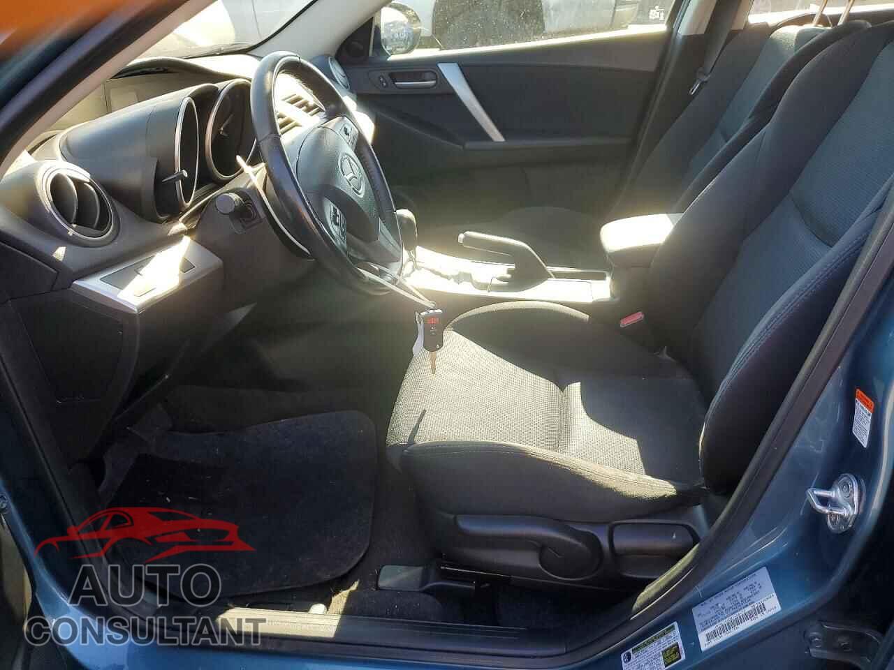 MAZDA MAZDA3 2011 - JM1BL1K60B1426470